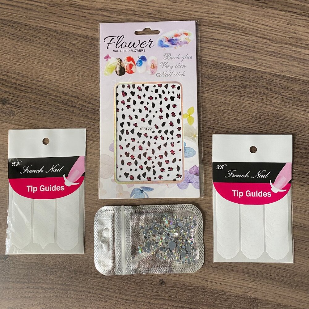 Various Nail Art - NWT